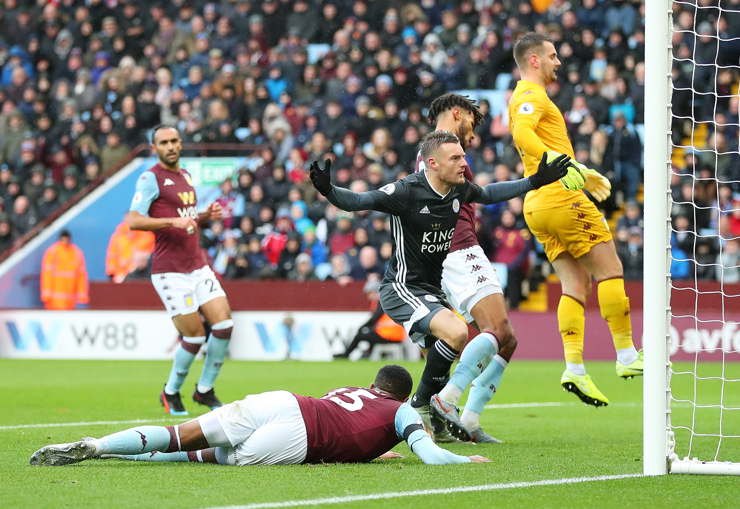 在比赛的下 在比赛的下